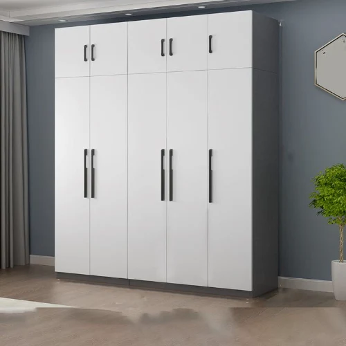 Compact Wardrobe Design