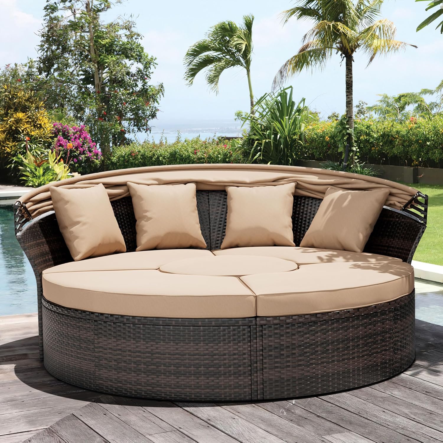Crownland Round Outdoor Daybed