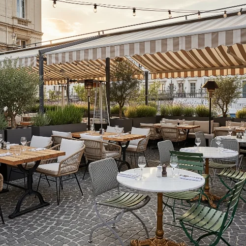 outdoor restaurant furniture