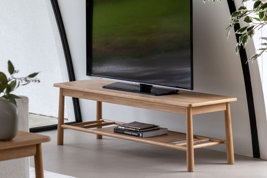 Wycombe Oak TV Media Unit