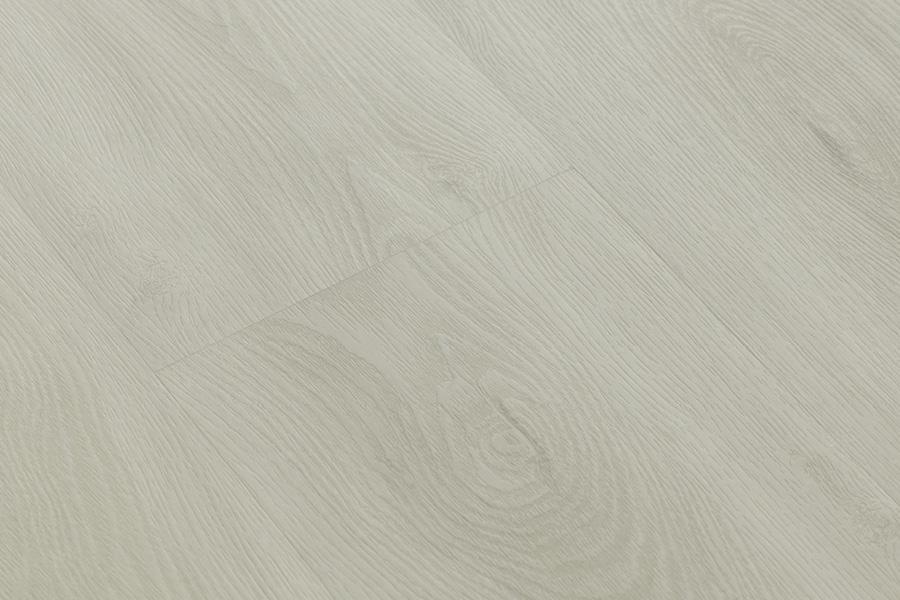 Pearl Oak Vinyl Plank Flooring