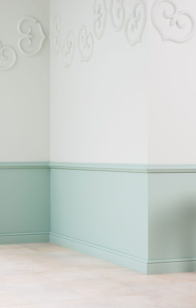 Contour Wall Skirting
