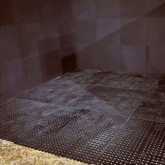 Hollow Rubber Wash Bay Mats