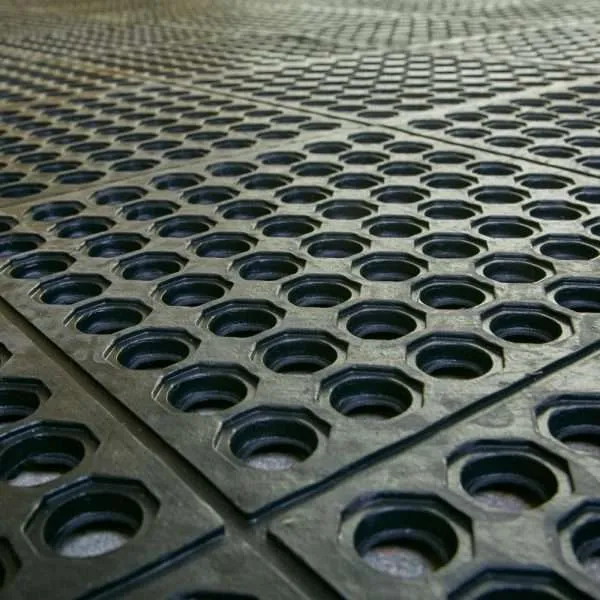 Outdoor Black Hollow Mesh Mat